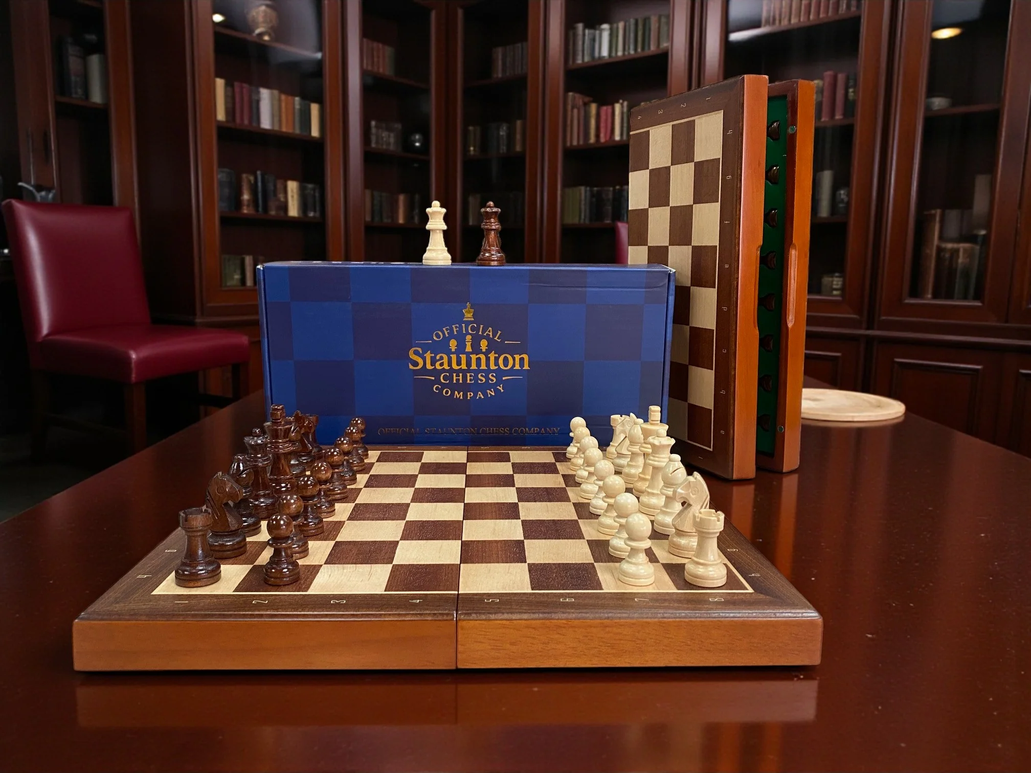 13 Inch Economy Mahogany and Maple Magnetic Chess Set - Image 4
