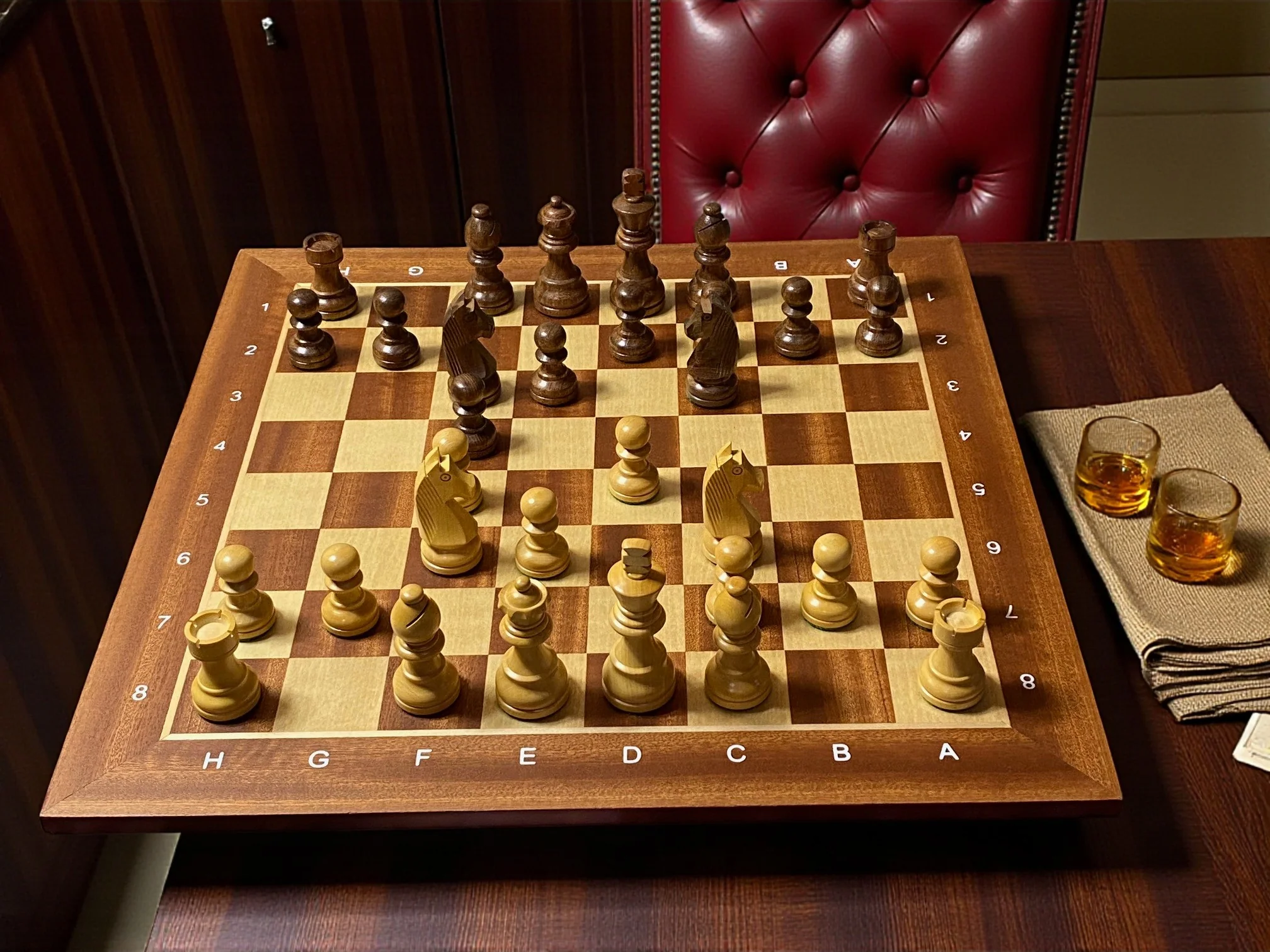 15.75" Acacia Classic Agebraic Mahogany Chess Set & Slide Lid Box - Image 3
