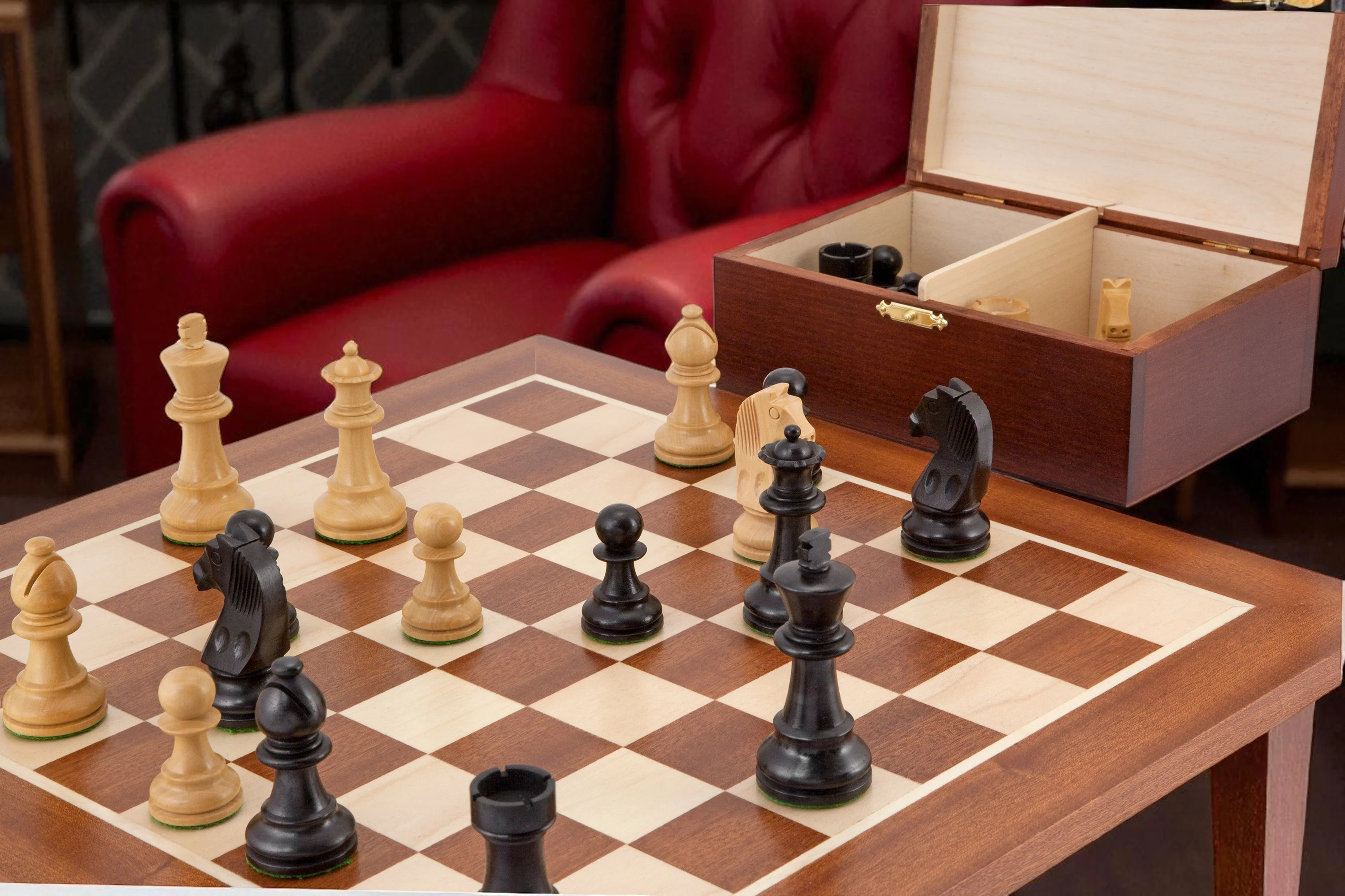 15.75" Classic Black Mahogany Chess Set and Birchwood Box - Image 2