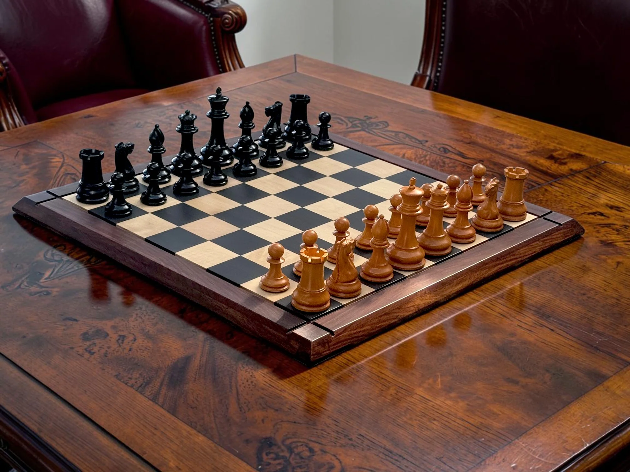 4.4" 1850 Antique and Ebony Chessmen – Deluxe Mahogany Box & Ebony Rosewood Board - Image 8