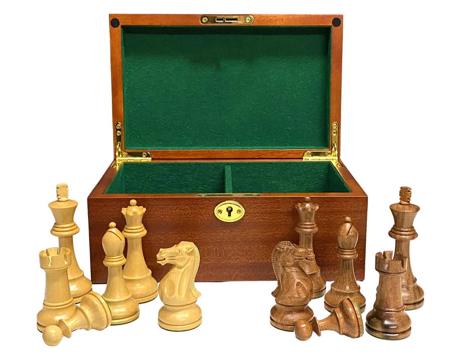 4" Staunton Acacia Winchester Chess Pieces & Mahogany Box - Image 4