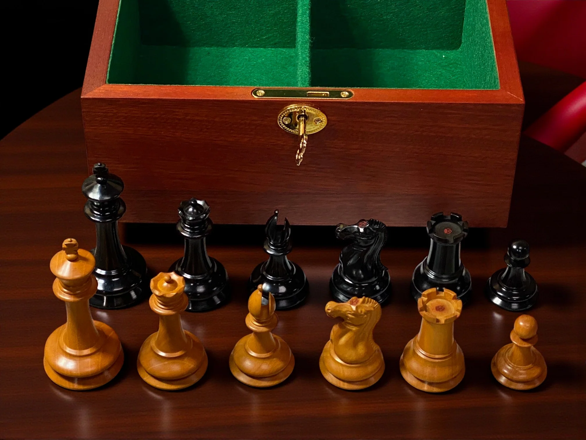 Antique Leuchars Cooke Chessmen and Mahogany Deluxe Box - Image 4