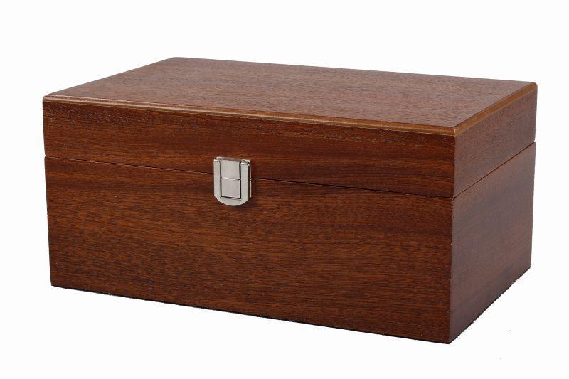 4” British Black Pieces 19” Walnut Set & Mahogany Box - Image 4