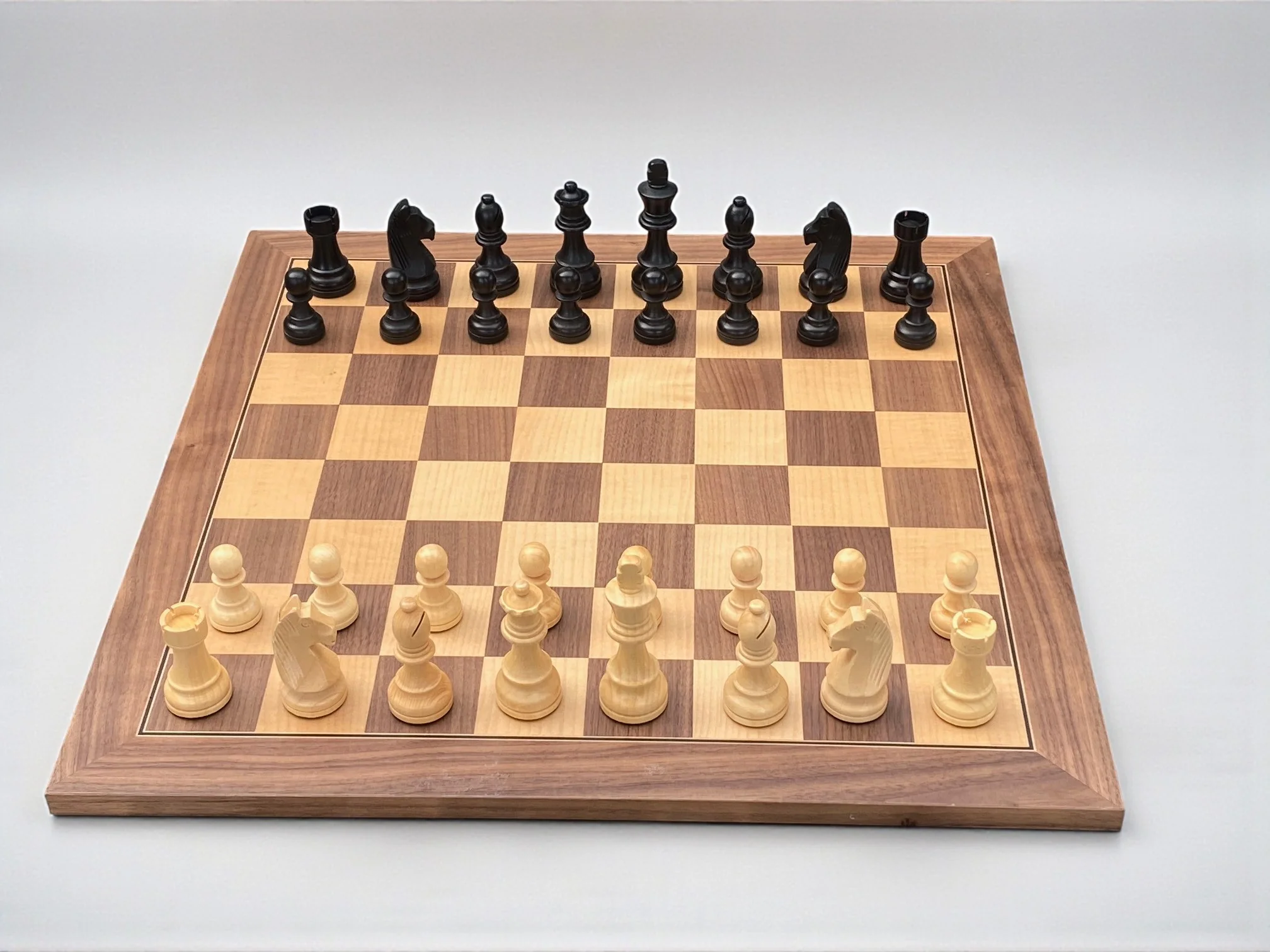 3.75" Grandmaster Black Walnut Deluxe Chess Set and Slide Lid Box - Image 9