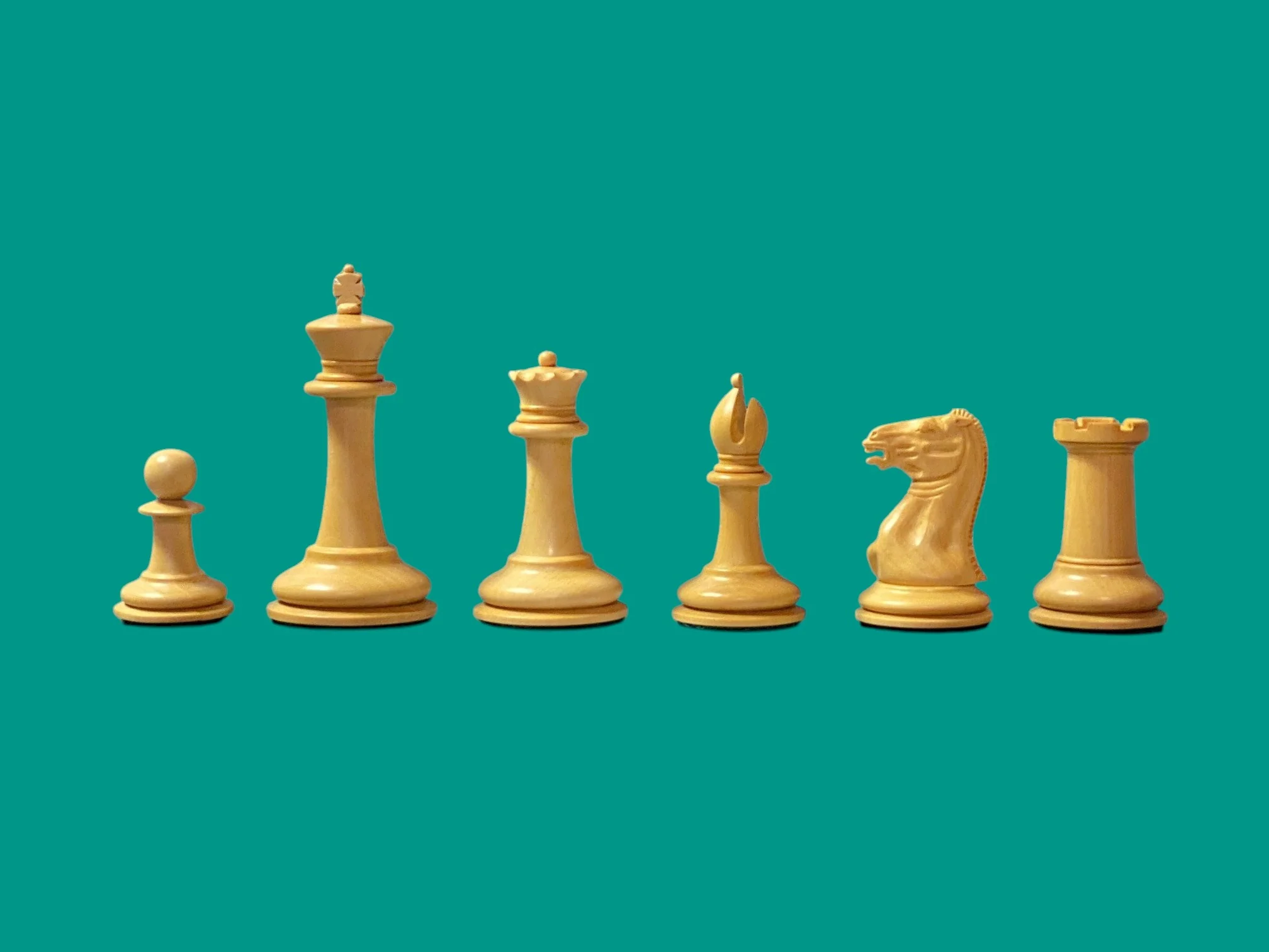 Cooke 3.5" Claret Boxwood Chess Set with Mahogany & Maple Deluxe Board and Vinyl Box - Image 4