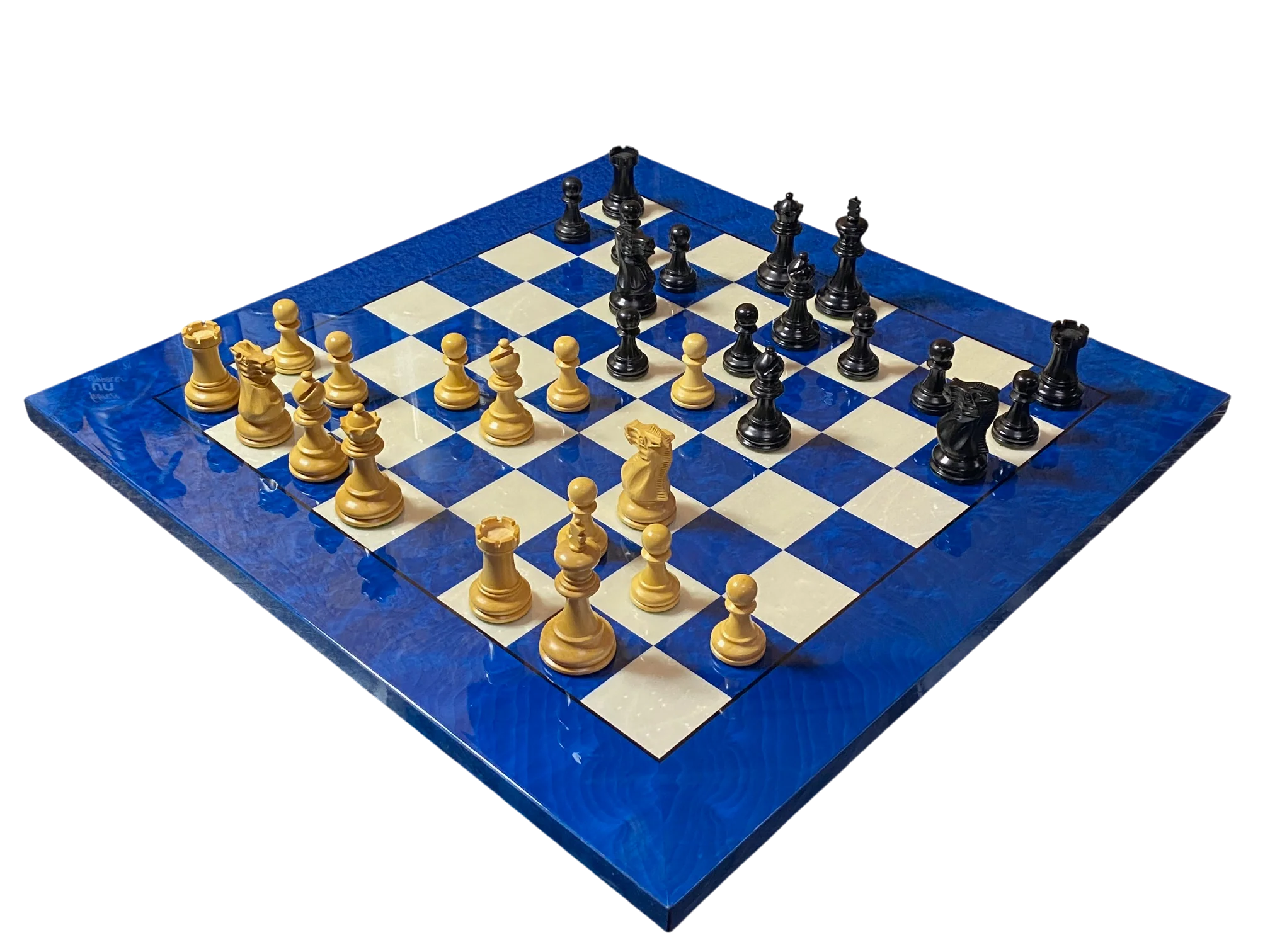 Elite Chessmen with Italian Blue Erable Maple High-Gloss Chessboard - Image 4