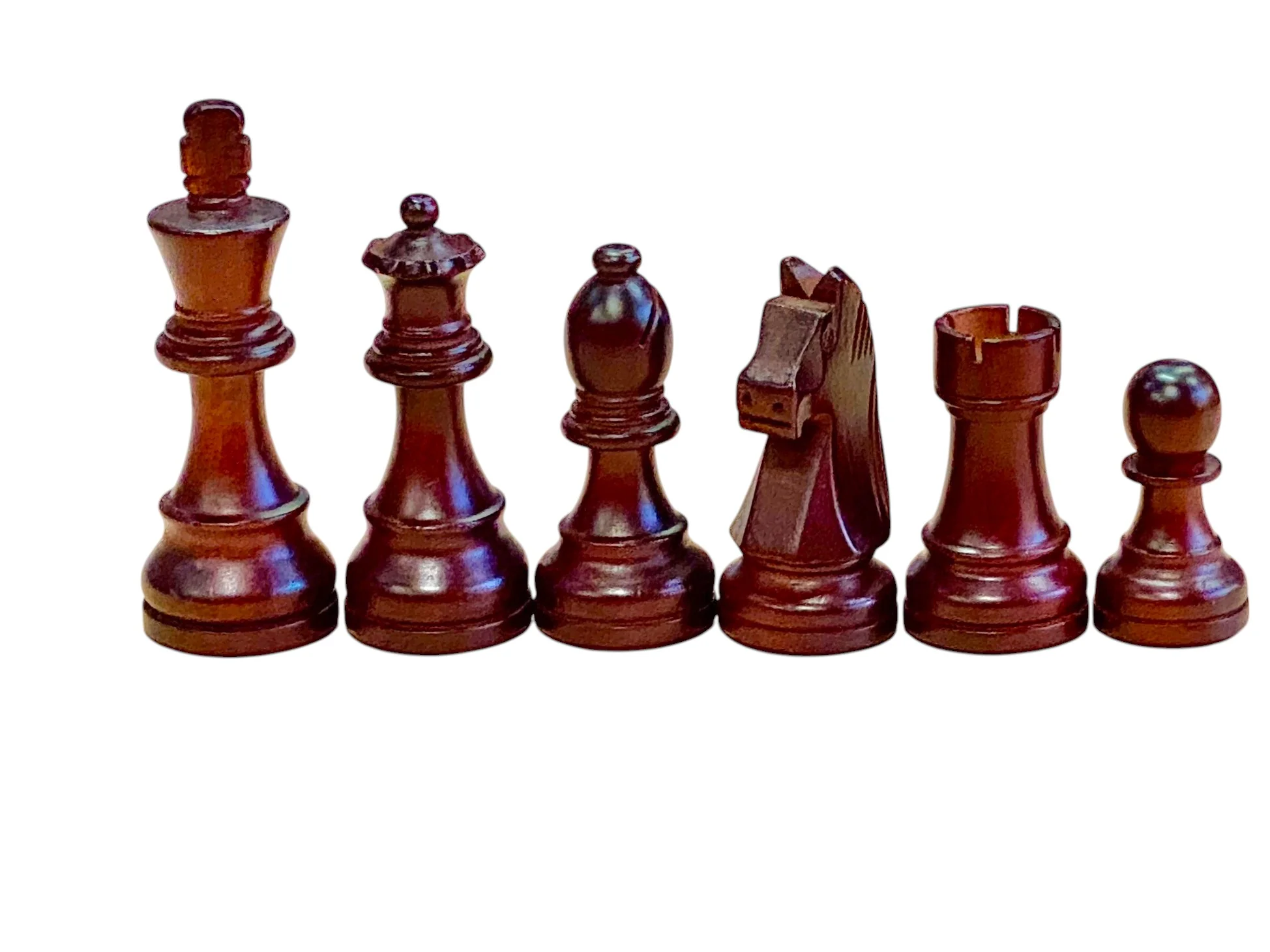 Grandmaster Chess Set – 4" Burgundy & Natural Pieces with 20" Wenge Board & Vinyl Box - Image 9