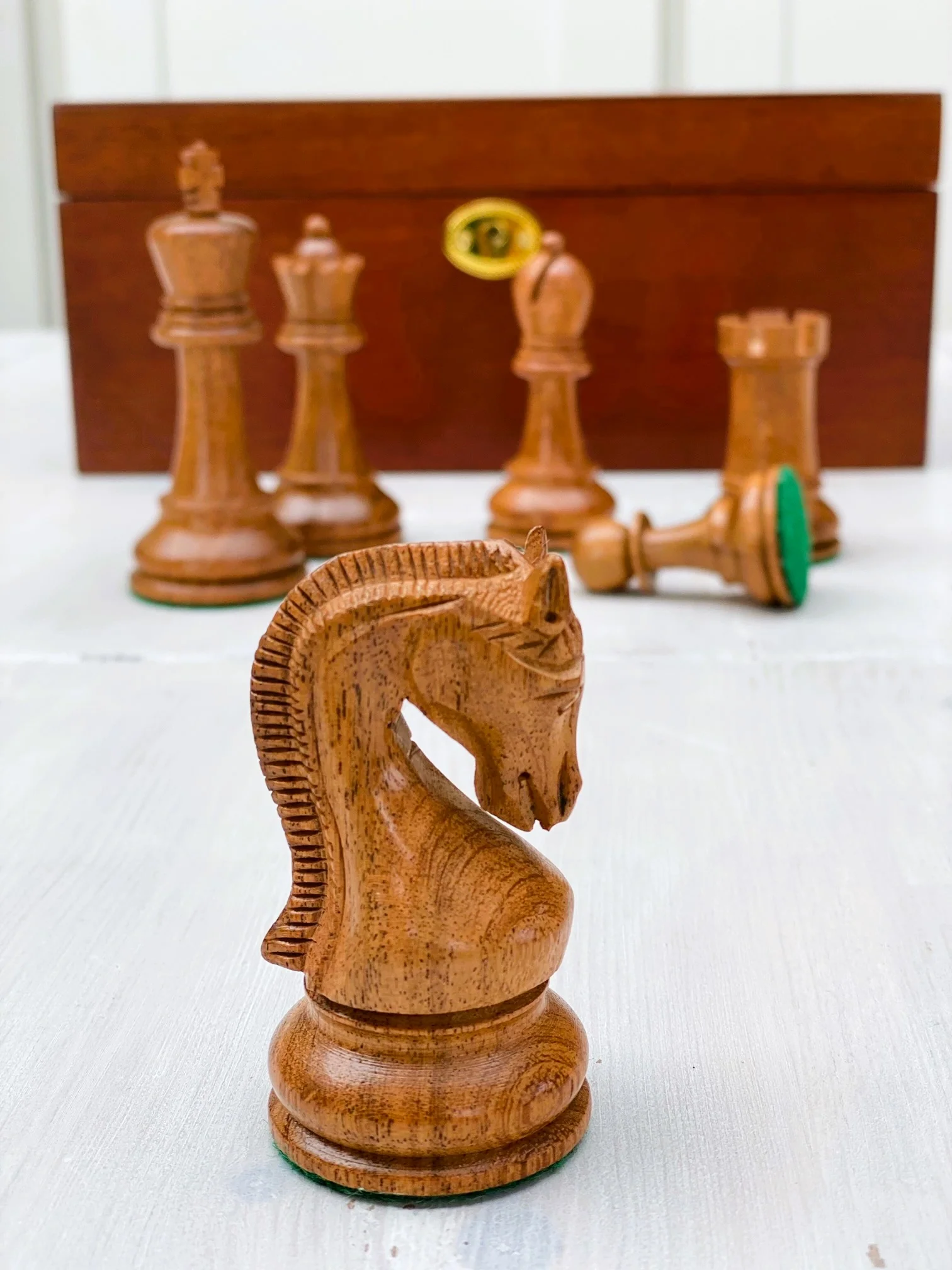 Leningrad Acacia Chess Pieces & Mahogany Box - Image 11