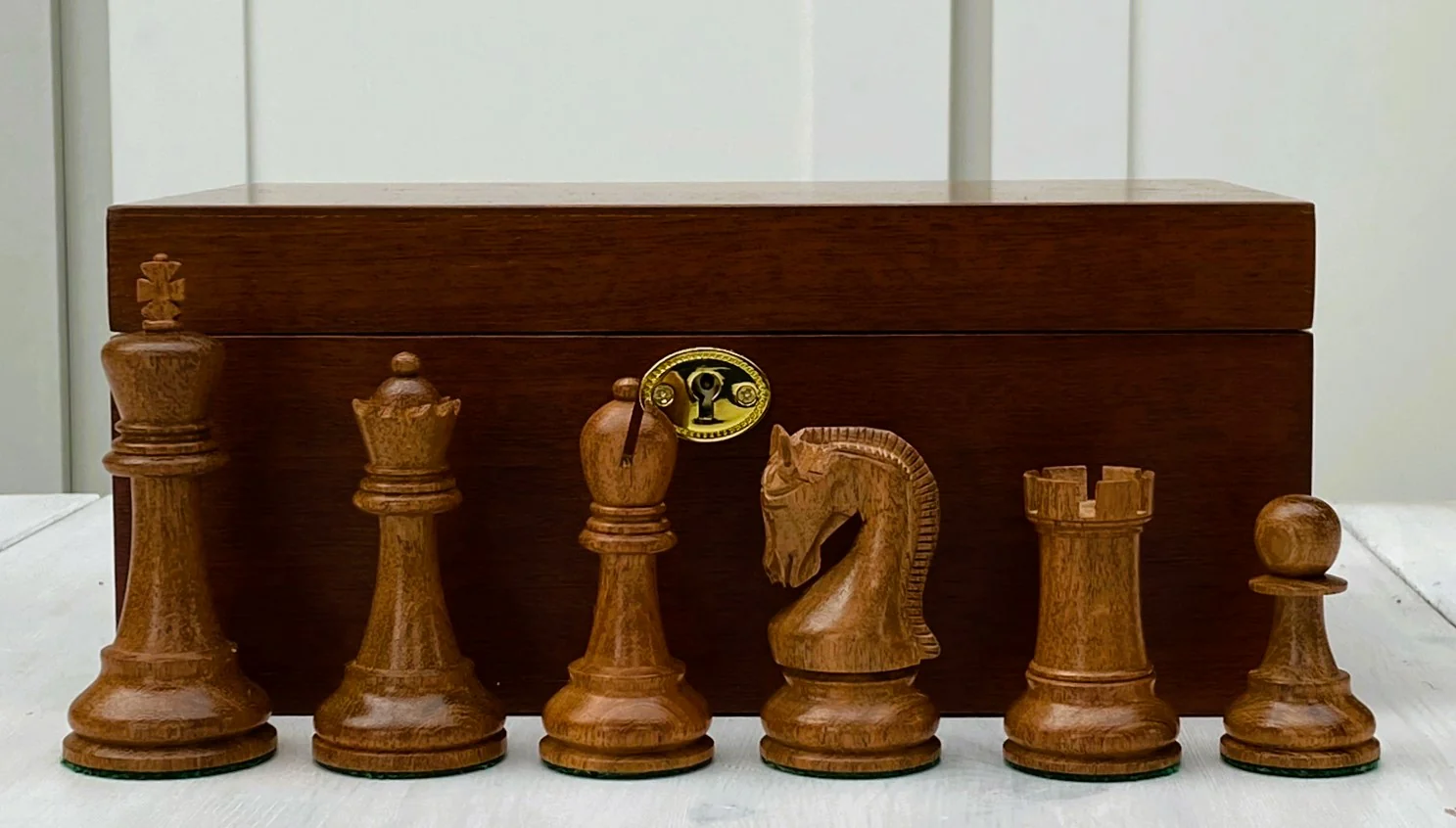 Leningrad Acacia Chess Pieces & Mahogany Box - Image 13
