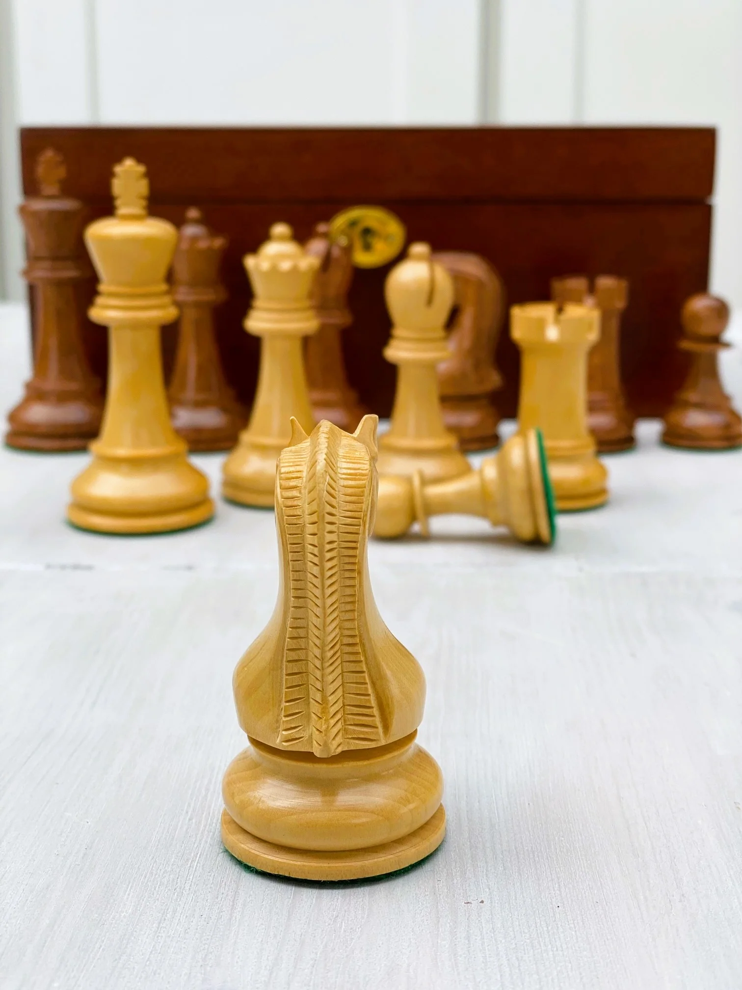 Leningrad Acacia Chess Pieces & Mahogany Box - Image 14