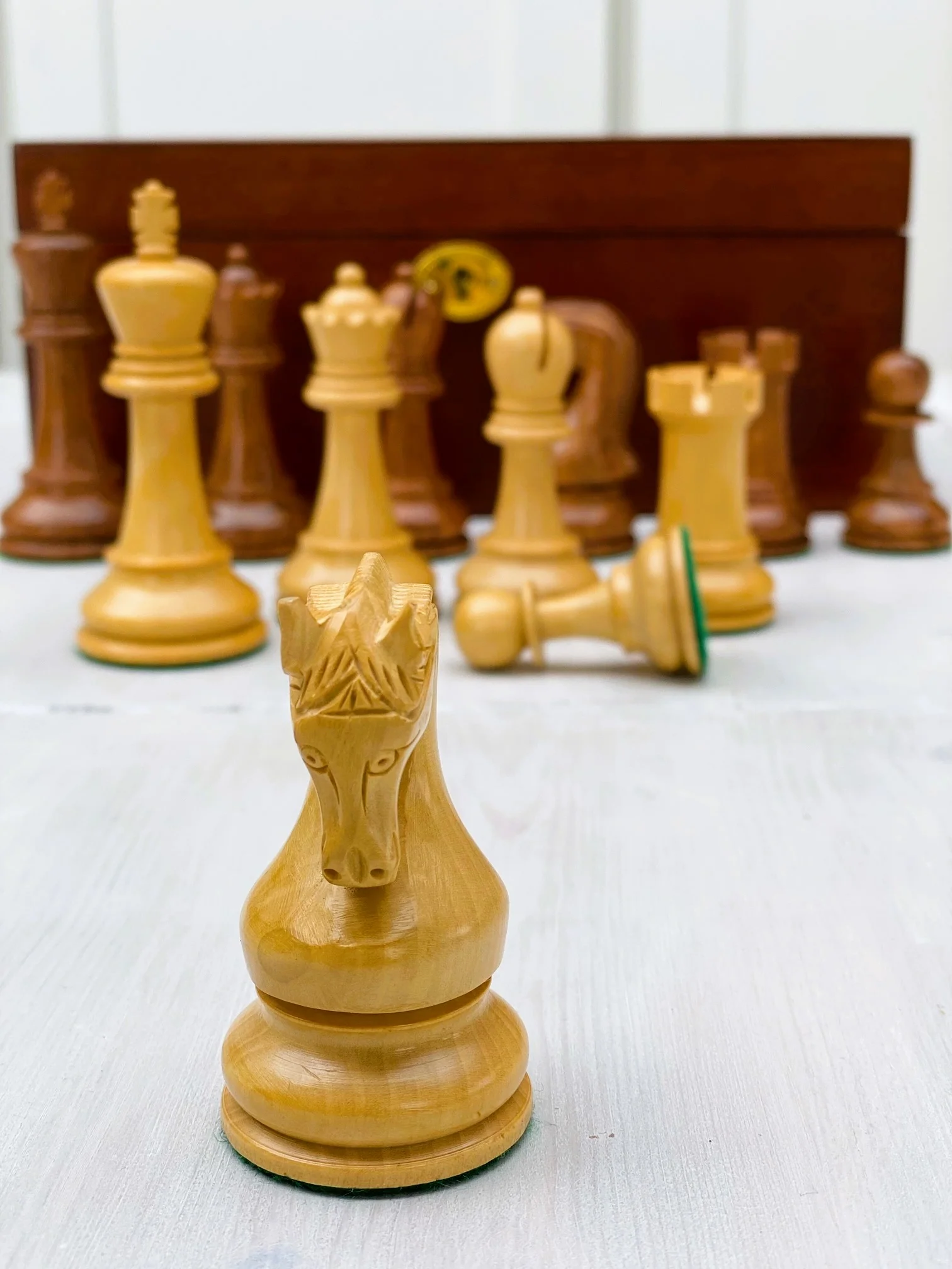 Leningrad Acacia Chess Pieces & Mahogany Box - Image 16