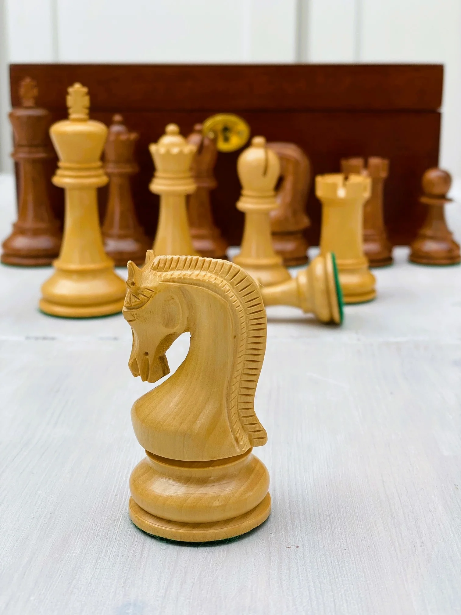 Leningrad Acacia Chess Pieces & Mahogany Box - Image 17