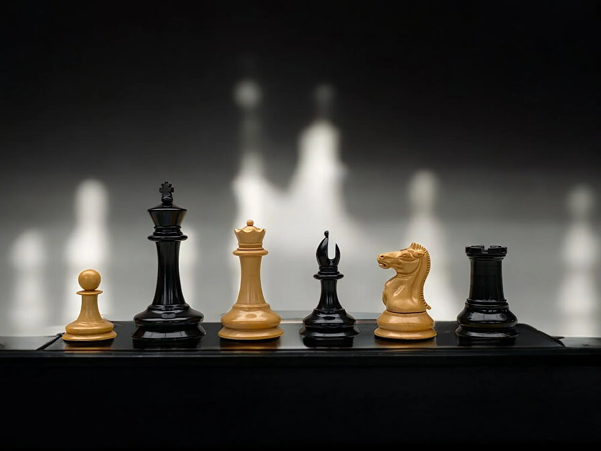 Leuchars Cooke Chessmen and Mahogany Hinged Box - Image 7