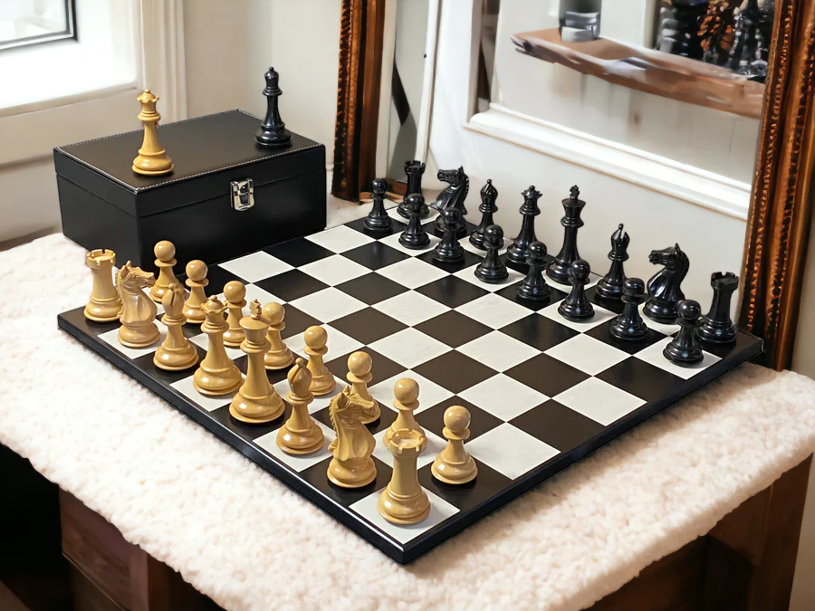Queens Gambit Supreme Anegre Contemporary Board and Vinyl Box - Image 5