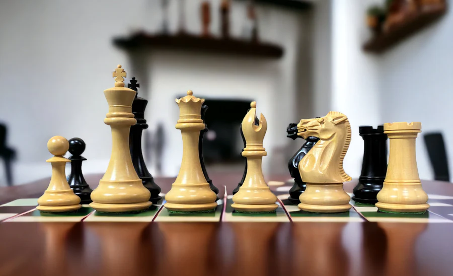 Collector Series Black and Boxwood Chess Pieces - Image 3