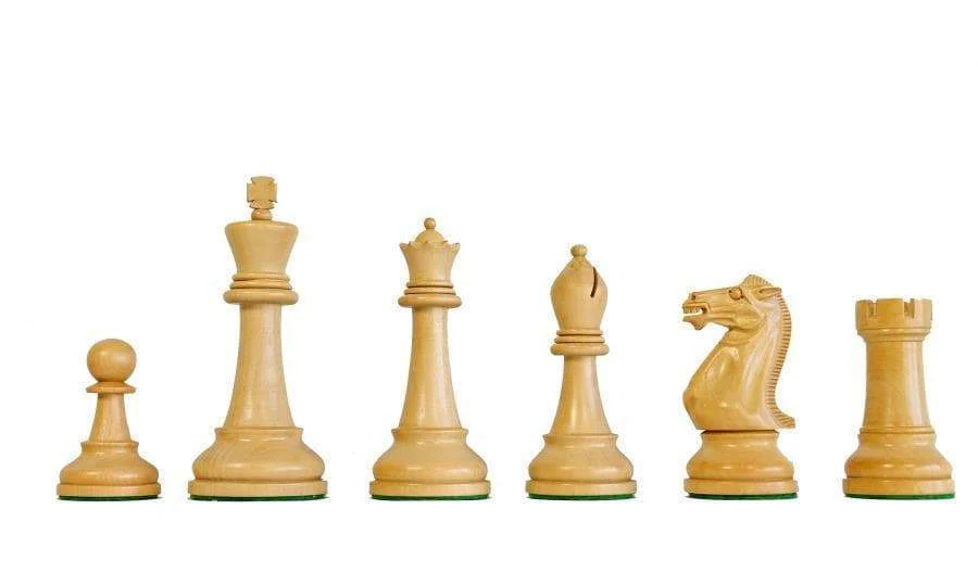 Winchester Staunton Boxwood & Ebonised Chess Pieces - Image 3