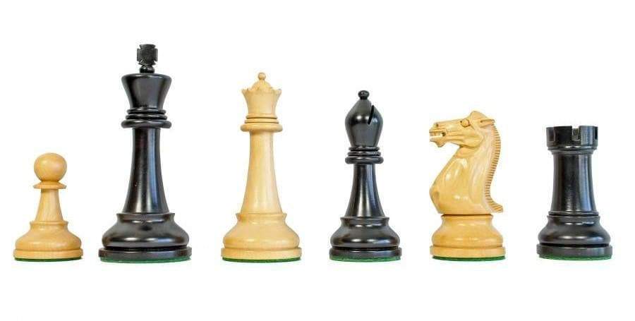 Winchester Staunton Boxwood & Ebonised Chess Pieces - Image 4